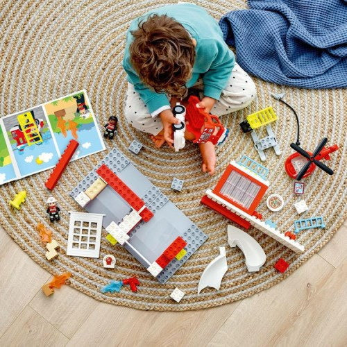 レゴ デュプロ デュプロのまち しょうぼうしょとヘリコプター 10970 LEGO プレゼント ギフト おもちゃ ブロック