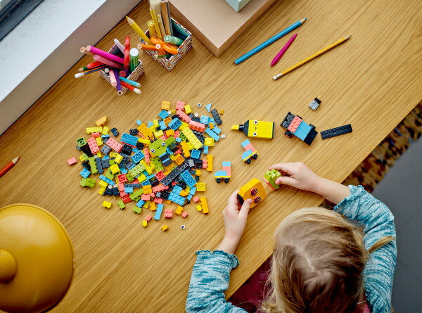 レゴ クラシック アイデアパーツ ネオンカラー 11027 LEGO おもちゃ プレゼント ギフト